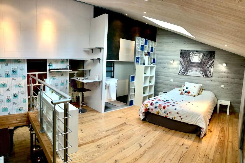 Duplex Atypique 20' De Toulouse Apartment Leguevin Exterior photo